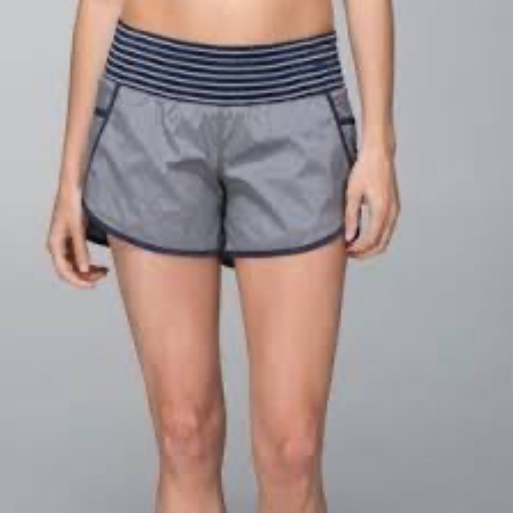 Lululemon tracker